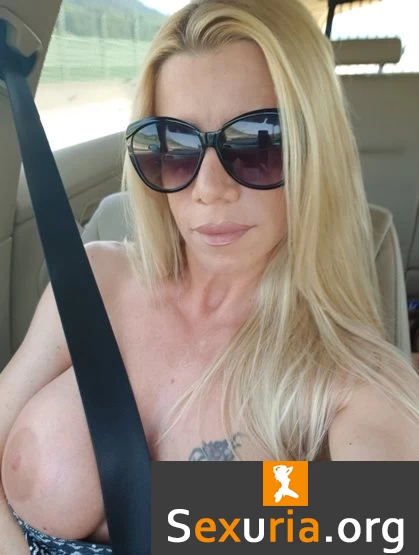 [OnlyFans.com] Lara De Santis Collection - MegaPack