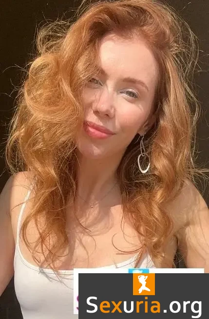 [ManyVids.com] Mia Bandini Collection - MegaPack