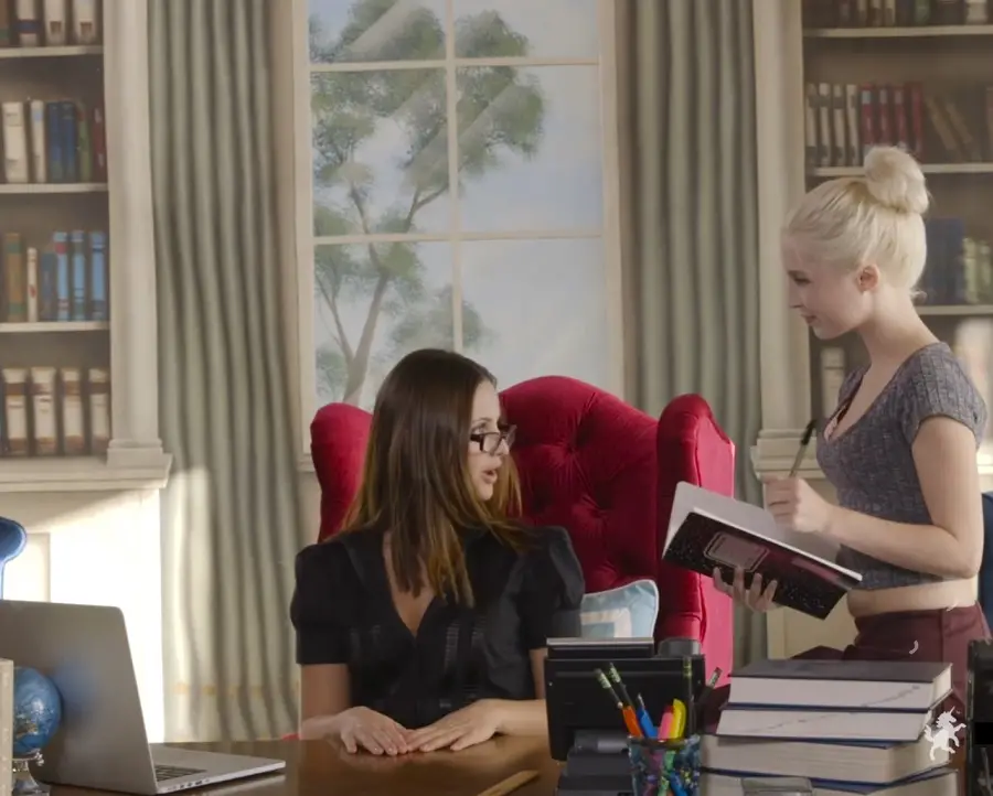 Piper Perri, Hope Howell - Will Work For Sex FullHD 1088p