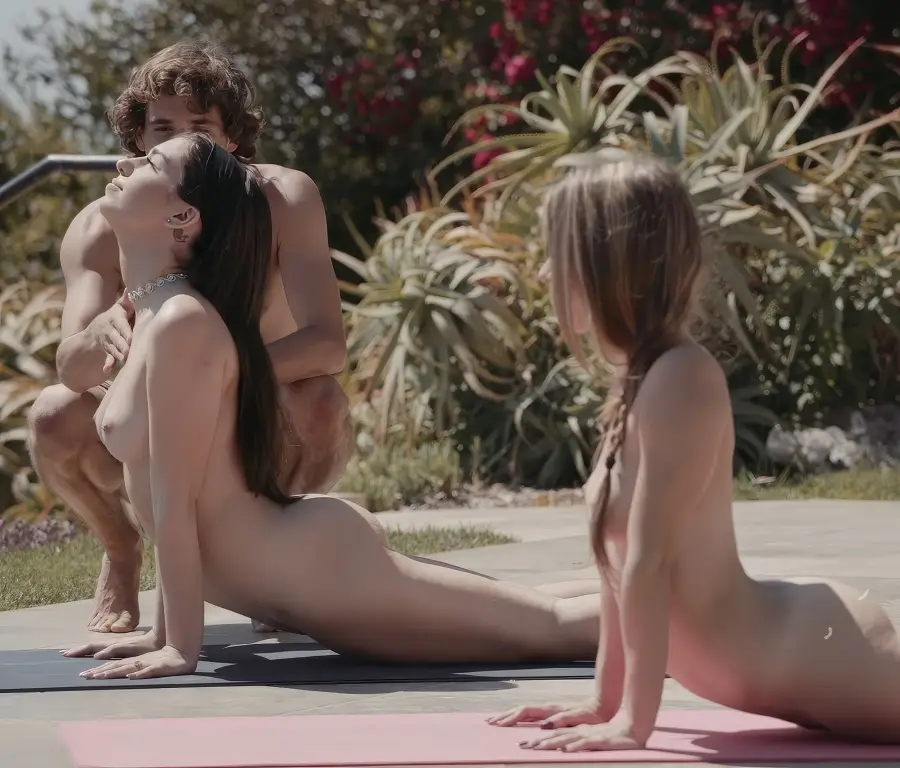 Joseline Kelly, Anya Olsen - Naughty Yoga Teacher FullHD 1080p