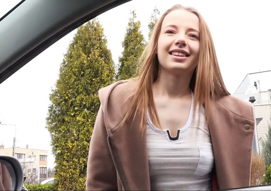 Olivia Grace - Hitchhiking Russian Fucks for a Ride FullHD 1080p