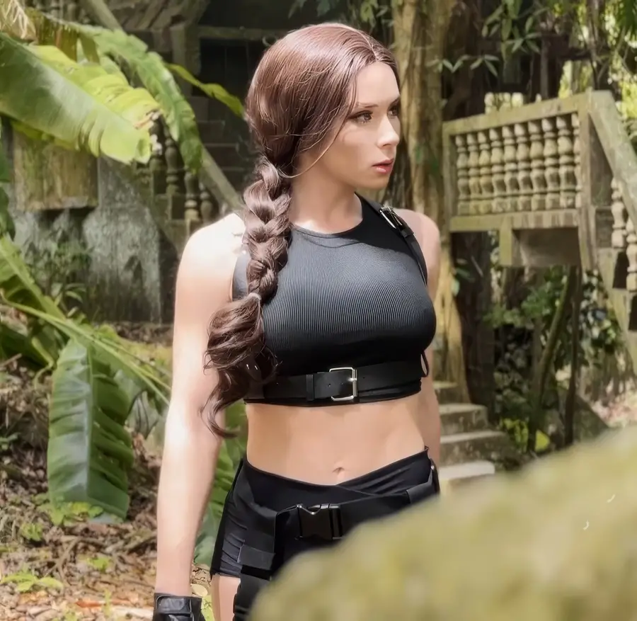 Sweety Fox - Tomb Raider BG FullHD 1080p