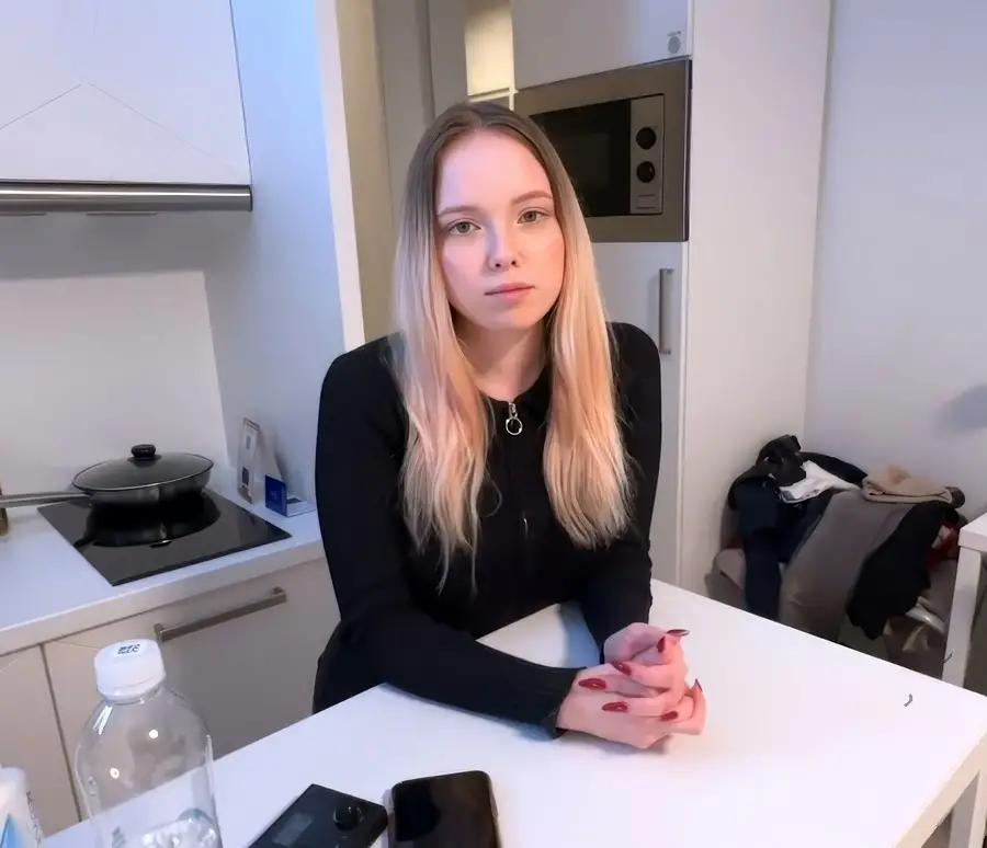 Lesana Mild - Hotel Manager Cheats On Husband For Tips FullHD 1080p