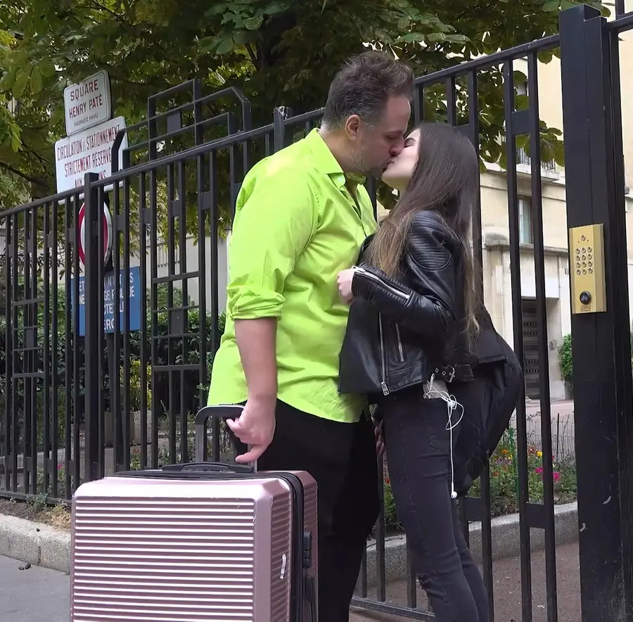 Molly Brown - Pick Up Artist FullHD 1080p