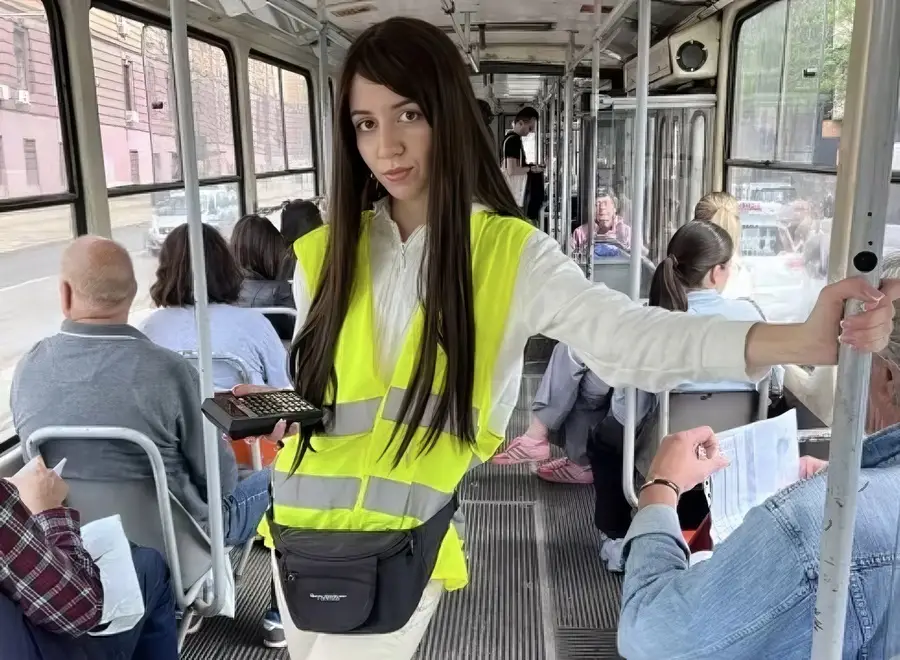 Katty West - Bus Conductor Decides To Change Her Life And Fucks A Passenger FullHD 1080p