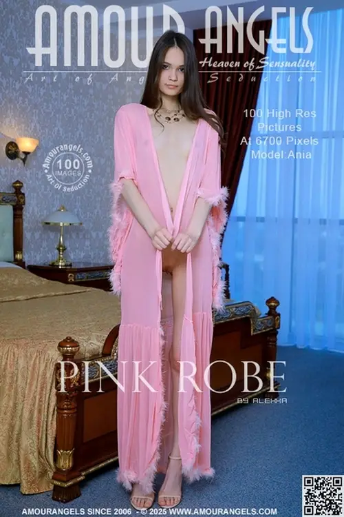 Ania - Pink Robe