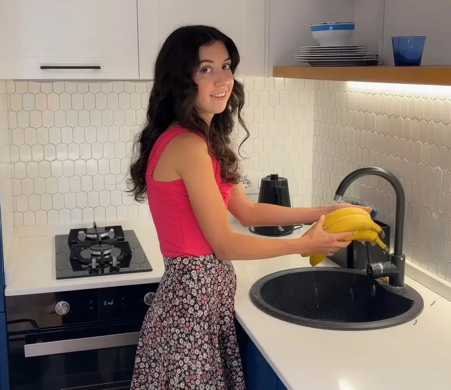 Katty West - My Girlfriend Lost Her Memory And I Convince Her That She Loves Anal Sex FullHD 1080p