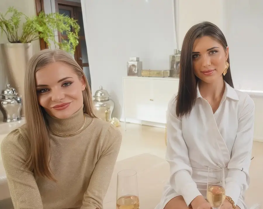 Fibi Euro, Jadilica - Neighbourly Threesome FullHD 1080p