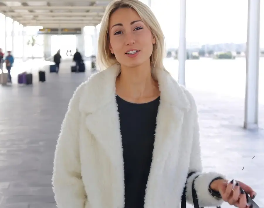 Emma Lovett - Spain Trip 2 FullHD 1080p