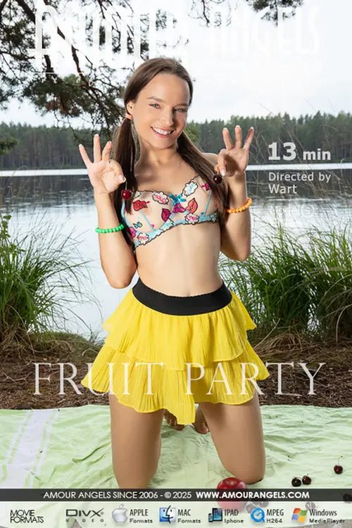 Chloe - Fruit Party Video 1080p