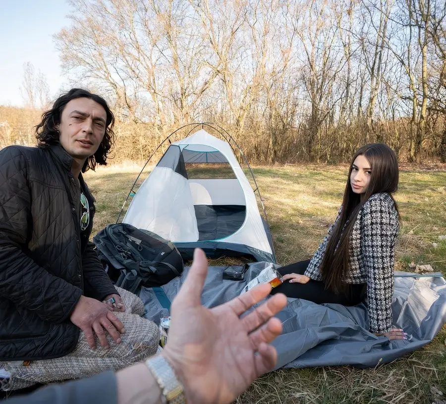 Vanessa Alessia - If the Tent’s Up, So Am I HD 720p