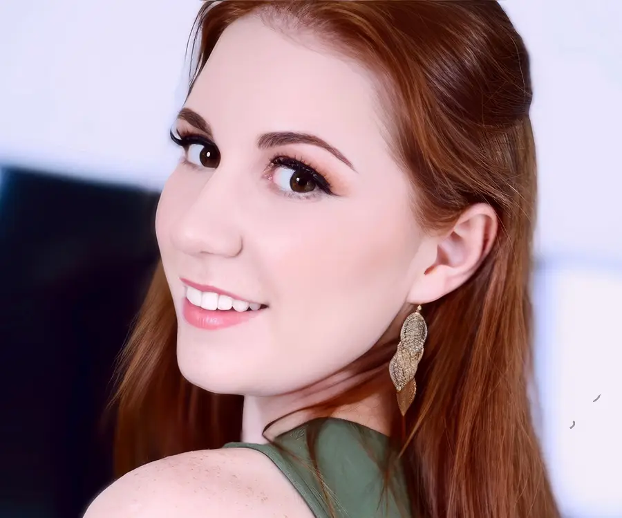 Ellie Murphy - Ellie Murphy Returns To Give A Pov Blowjob, Get Fucked And Swallow More Cum FullHD 1080p