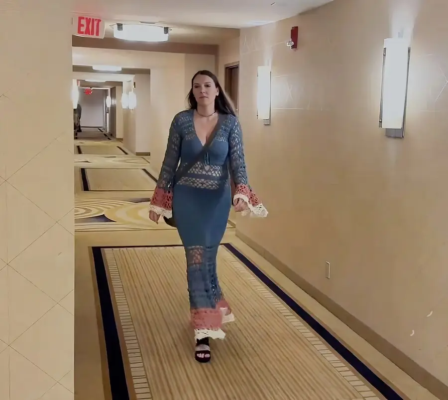 Rose - Hotel Room Anal FullHD 1080p