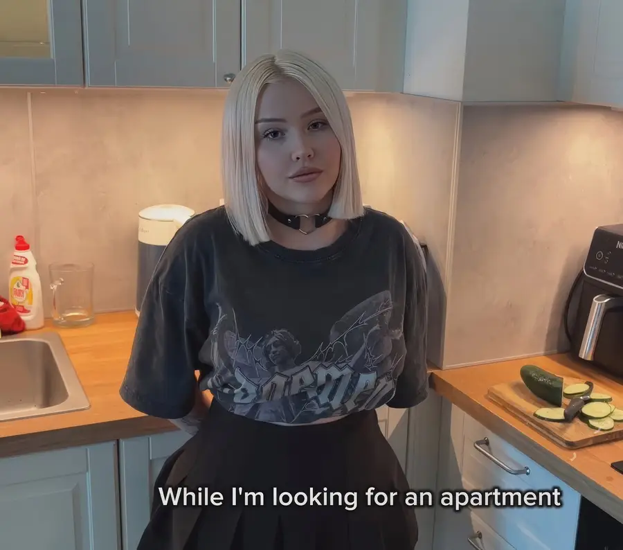 Blondessa - Virgin Cute Stepsister Asks Me To Rate Her And I Fucked Her FullHD 1080p