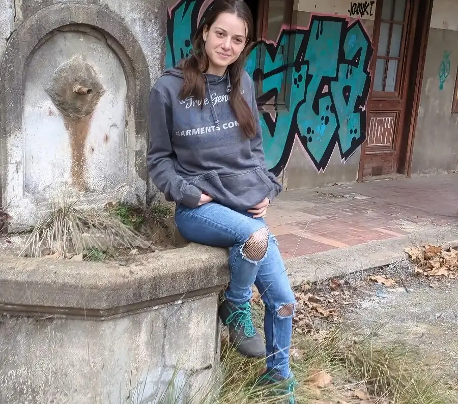 Kink LoversX - Cute Girl Fucked Hard In An Abandoned Building FullHD 1080p