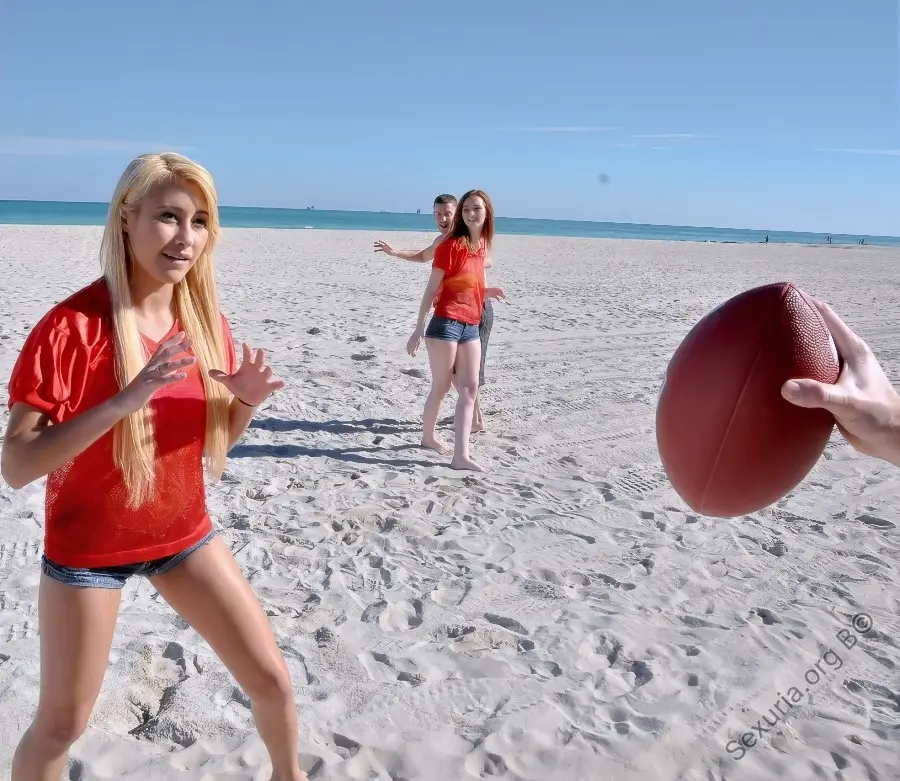 Dee Dee Lynn, Marina Angel - Football and Titties, Fuck Yeah! FullHD 1080p