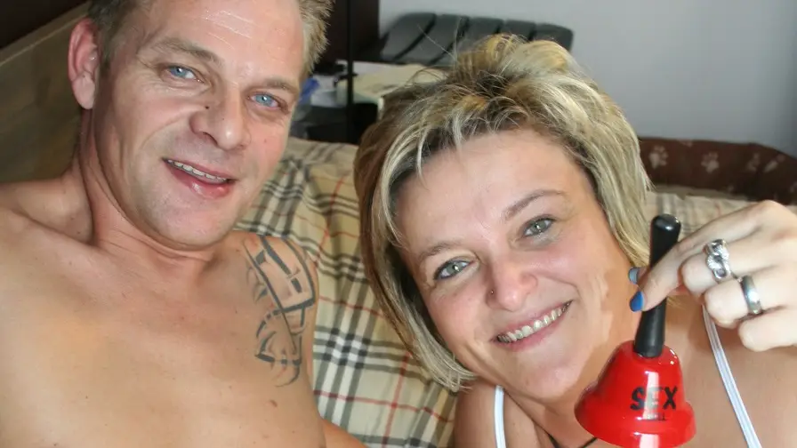 MeidenVanHolland - Vlaams Geil Stel Sonja en Paul 720p